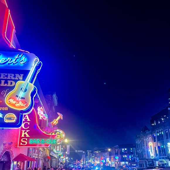 POSHFEST NASHVILLE! I CAN NOT WAIT!! R ANY OF MY PFFs GOING? - Picture 7 of 10